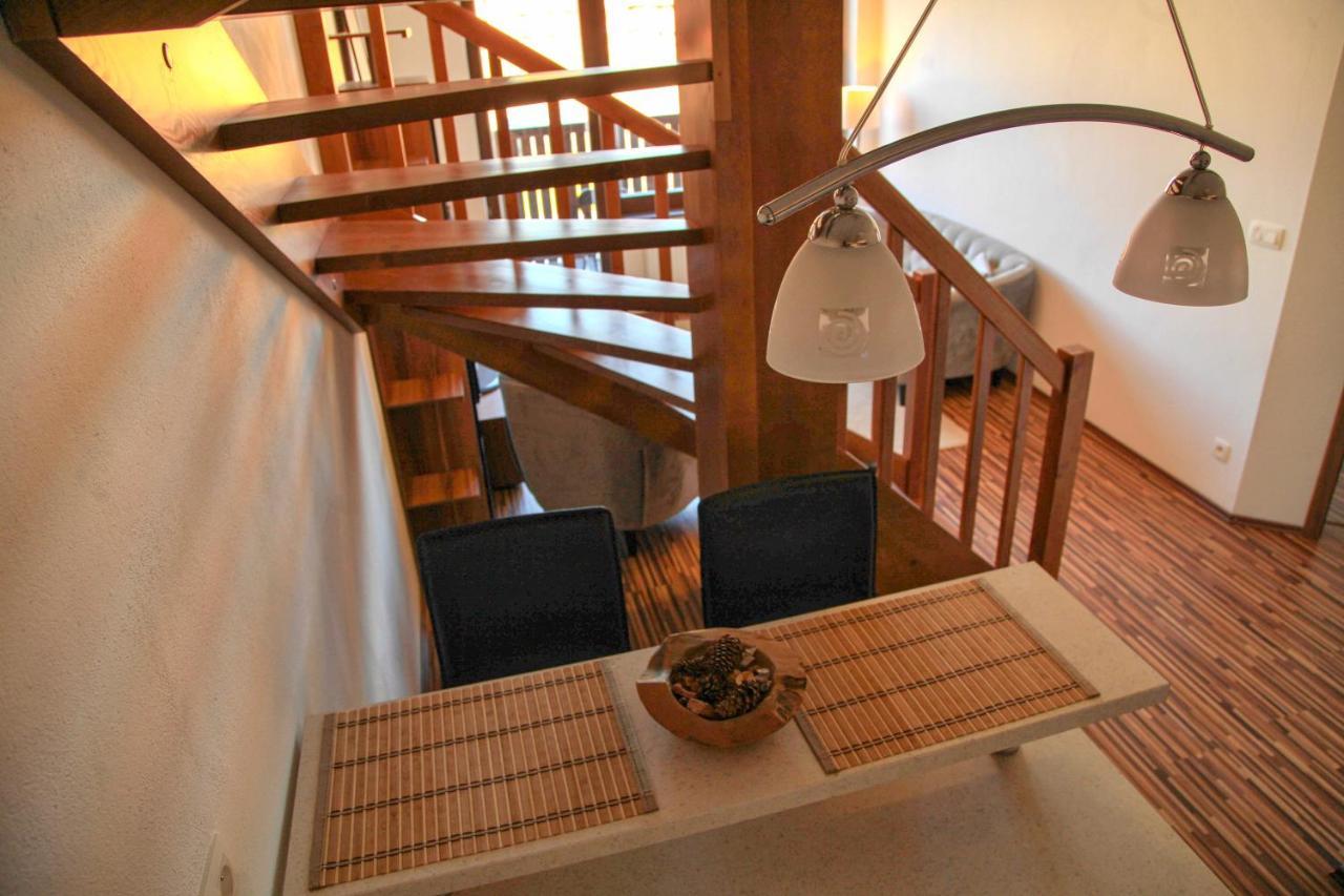 Apartment Vila Aston Wielka Łomnica Zewnętrze zdjęcie
